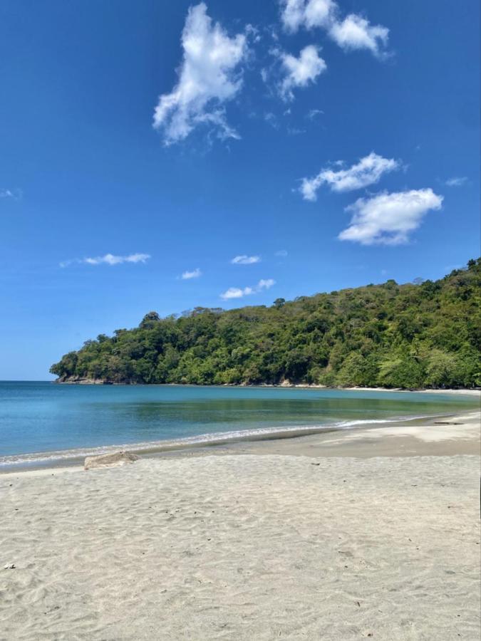 Playa La Caleta Bataan Hotel โมรง ภายนอก รูปภาพ
