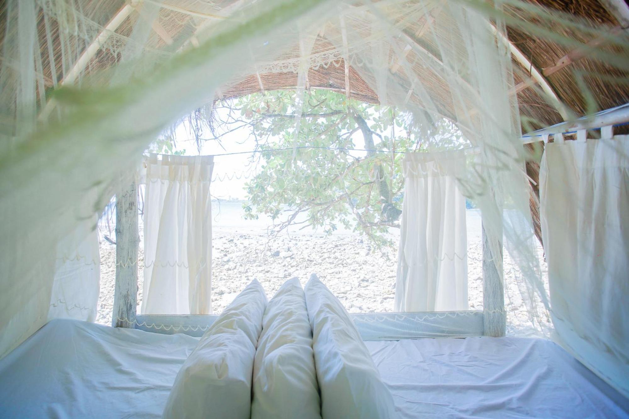 Playa La Caleta Bataan Hotel โมรง ภายนอก รูปภาพ